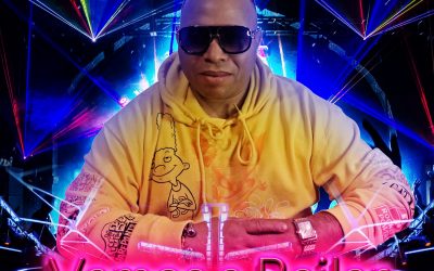 Featured Act: Alex Luna