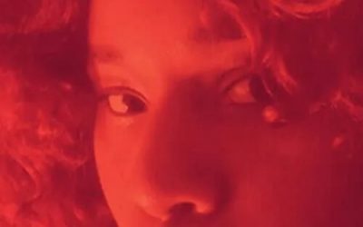 Amber Mallory – “Freak”